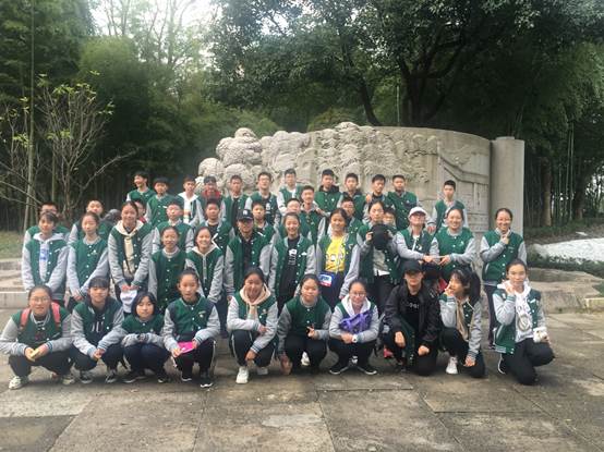 说明: D:\desktop\（新闻稿）八年级读书走天下绍兴之行\356554379456226073.jpg