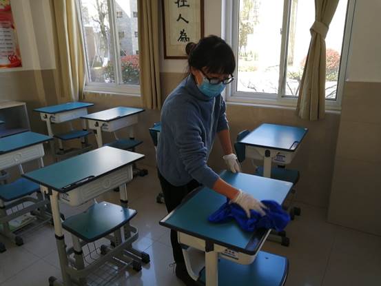 说明: D:\desktop\2020网上办公\信息发布上报\20200316“抗疫保开学，我是急先锋”通讯稿\第一支部1.jpg