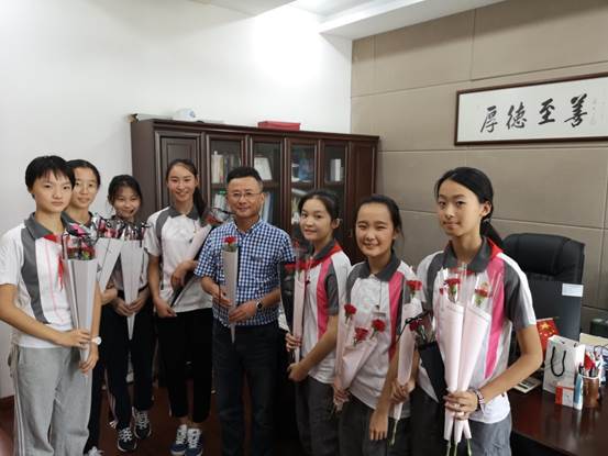 说明: D:\bak\Desktop\新建文件夹 (4)\785456896044878215.jpg