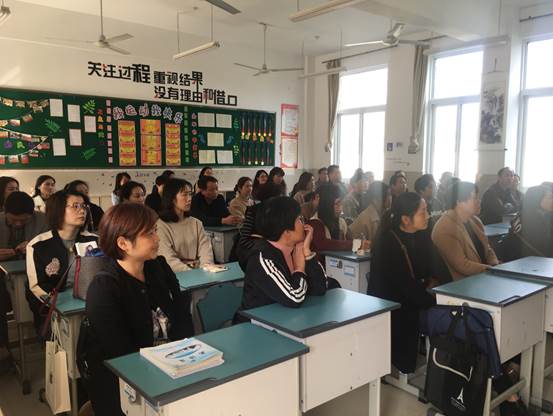 说明: D:\desktop\期中家长会\家长会2.jpg